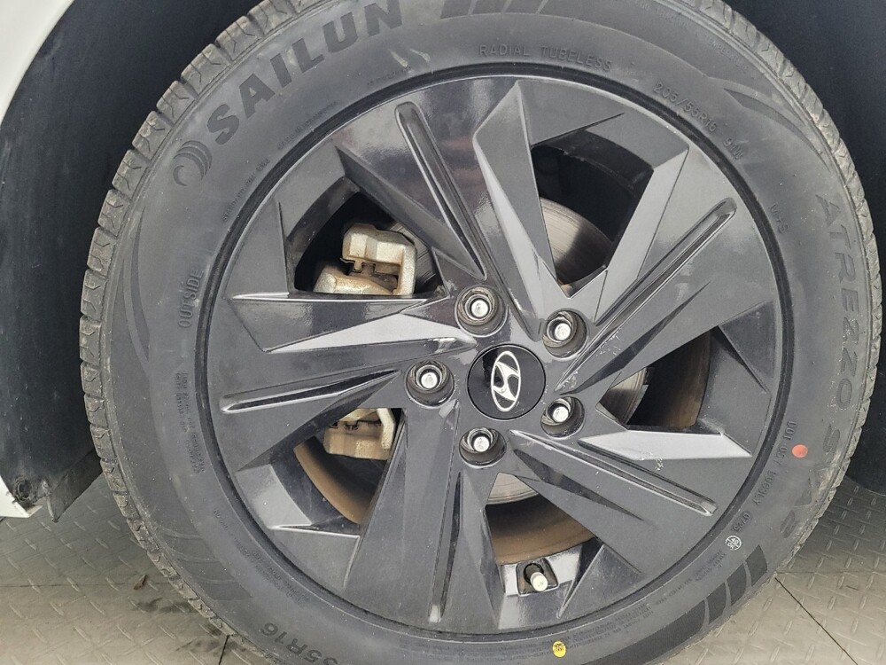 2023 Hyundai Elantra in Tampa, FL 33619 - 18106749 31