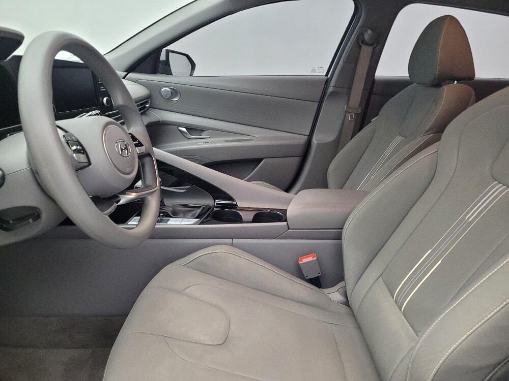 2023 Hyundai Elantra in Tampa, FL 33619 - 18106749 17