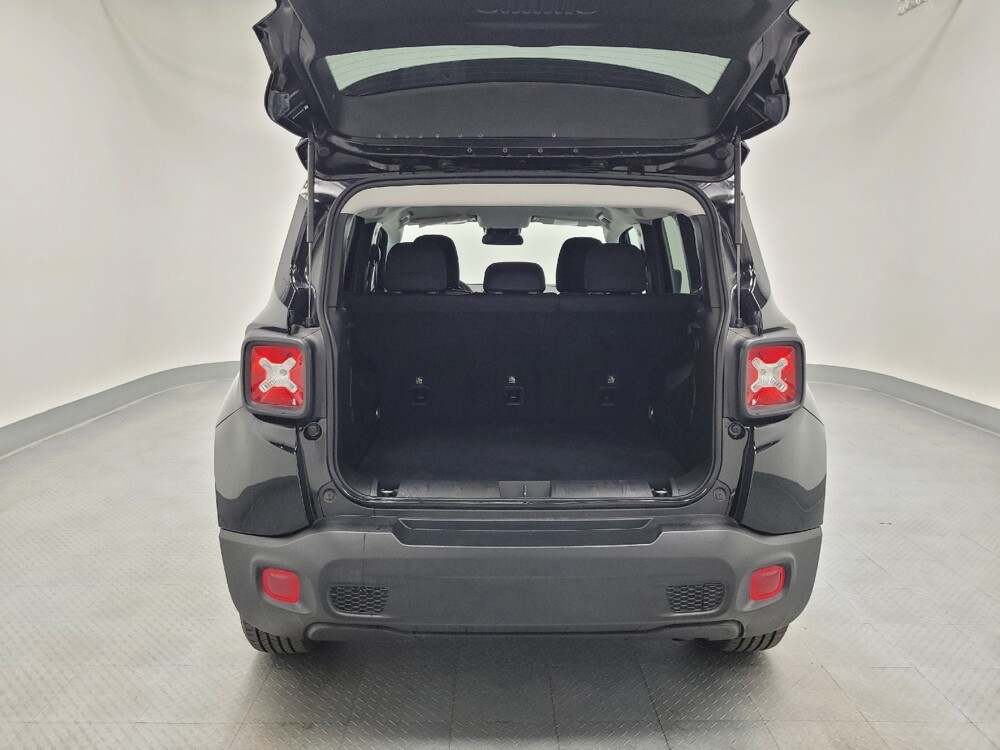 2022 Jeep Renegade in Las Vegas, NV 89104 - 18106756 29