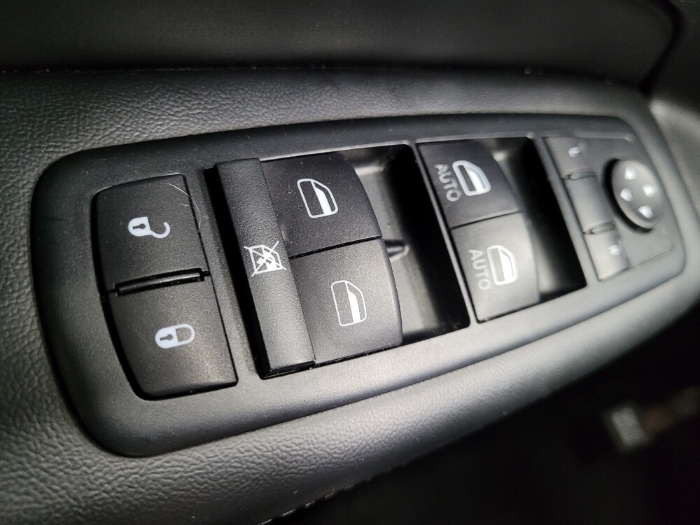 2015 Jeep Grand Cherokee in Las Vegas, NV 89104 - 18106757 27