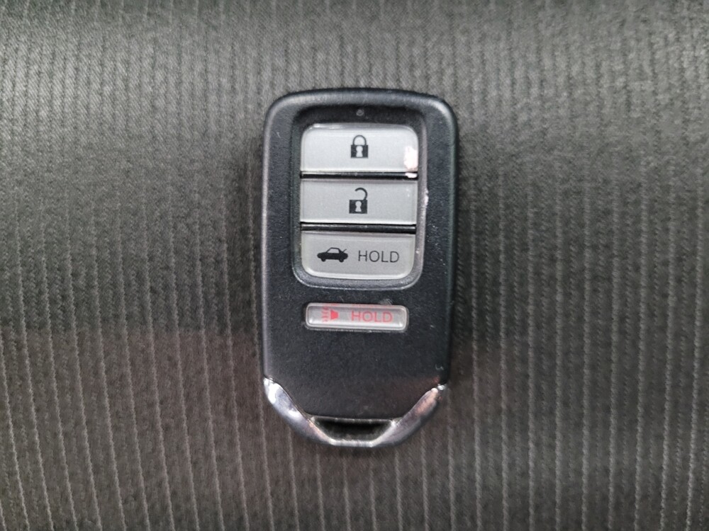 2020 Honda Accord in Las Vegas, NV 89102 - 18106762 32