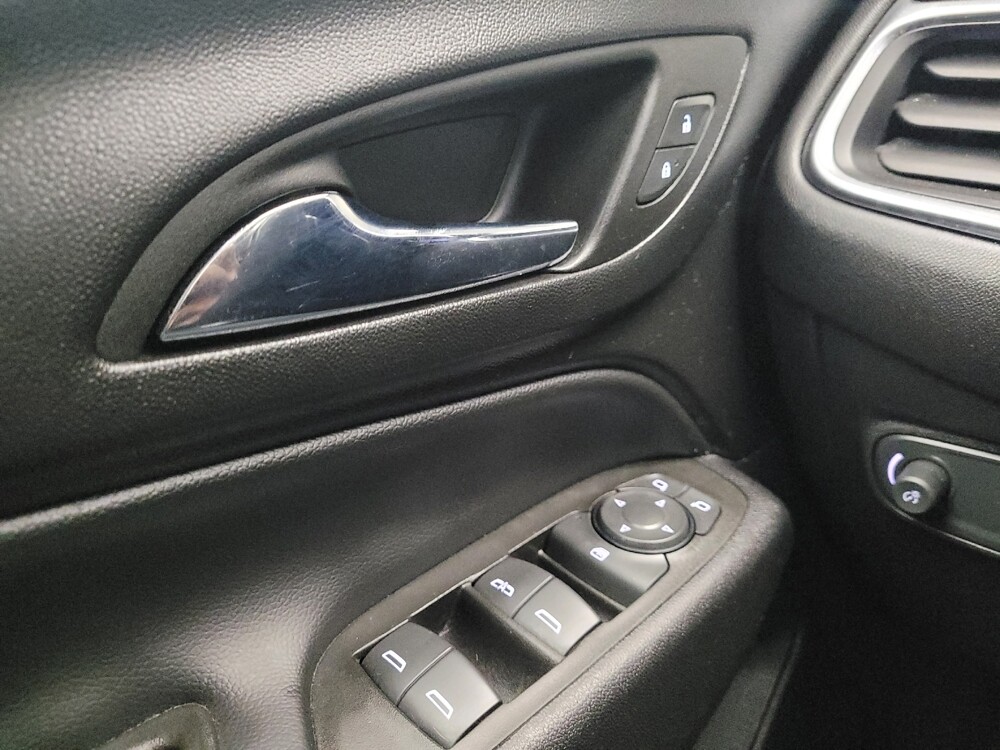 2022 Chevrolet Equinox in Eastpointe, MI 48021 - 18106764 27