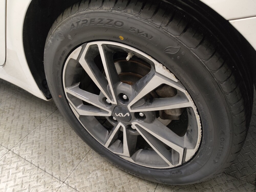 2023 Kia Forte in St. Louis, MO 63125 - 18106768 31