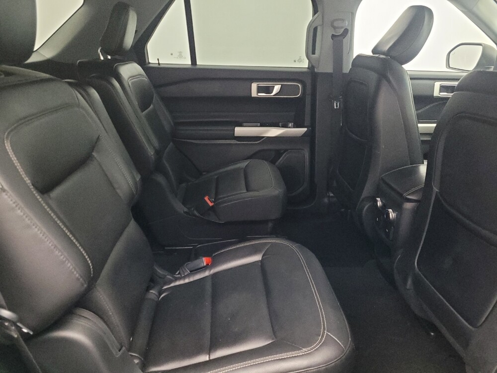 2020 Ford Explorer in Ocala, FL 34471 - 18106772 19
