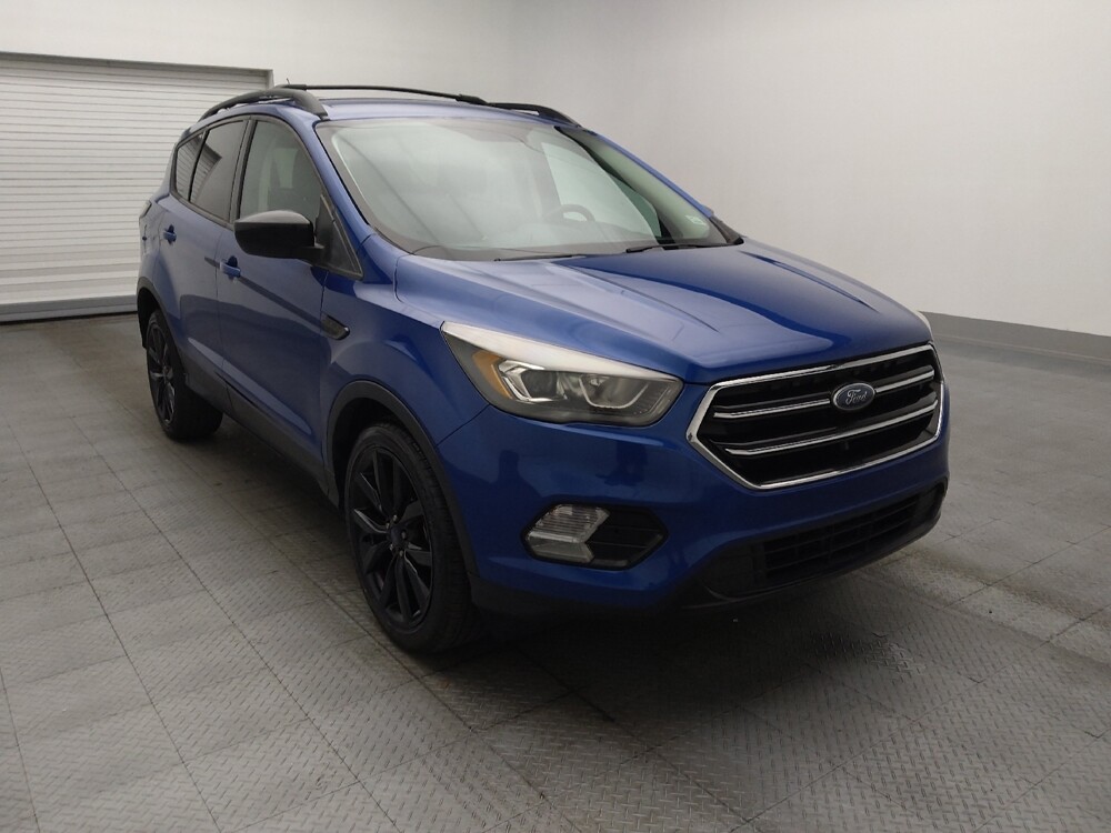 2017 Ford Escape in Hialeah, FL 33014 - 18106774 13