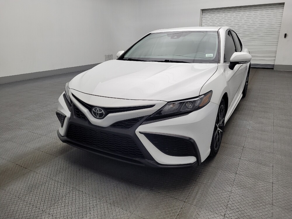 2023 Toyota Camry in Orlando, FL 32808 - 18106775 15