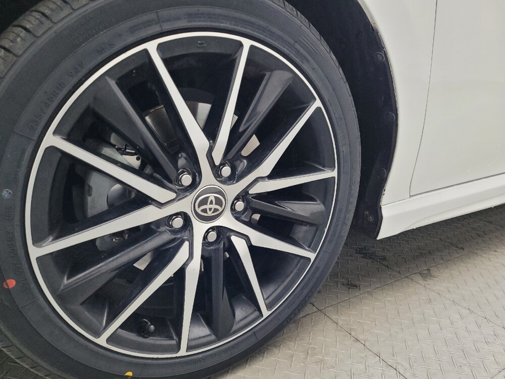 2023 Toyota Camry in Orlando, FL 32808 - 18106775 31