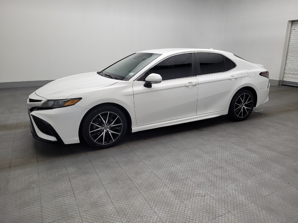 2023 Toyota Camry in Orlando, FL 32808 - 18106775 2