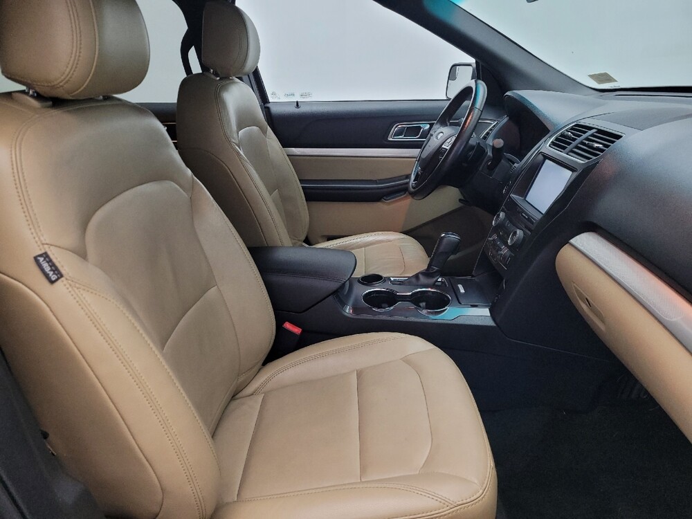 2016 Ford Explorer in Ocala, FL 34471 - 18106777 21