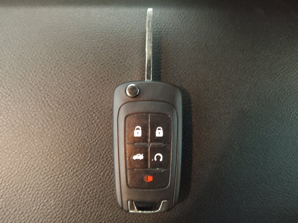 2013 Chevrolet Camaro in Ocala, FL 34471 - 18106780 32