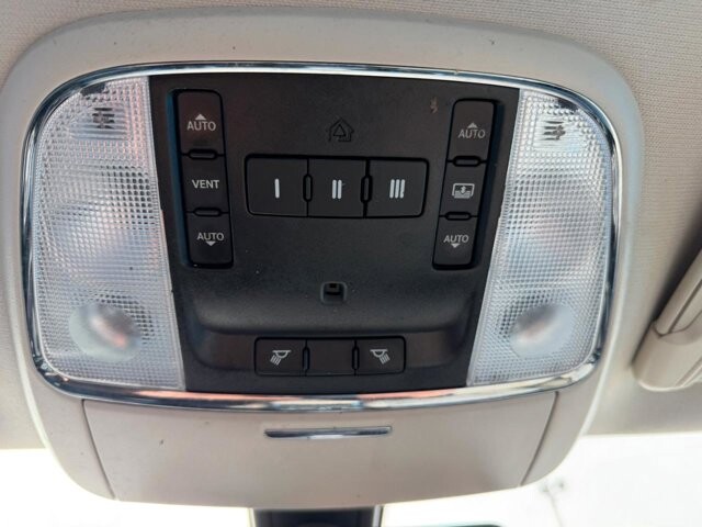 2017 Chrysler 300 in Baltimore, MD 21225 - 18106794 24