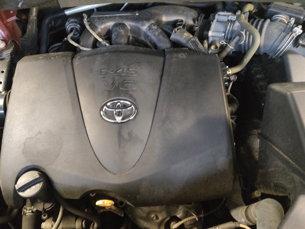 2019 Toyota Highlander in Columbia, SC 29210 - 18106796 30