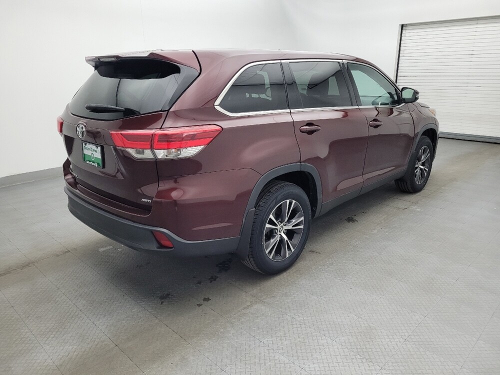2019 Toyota Highlander in Columbia, SC 29210 - 18106796 10