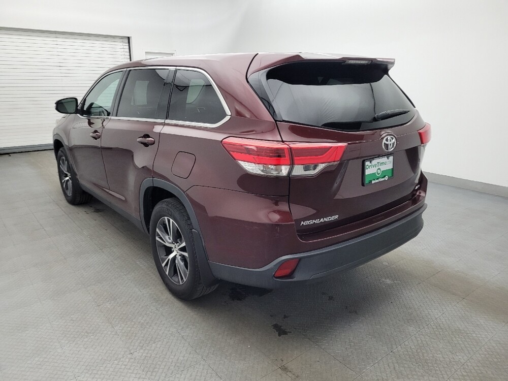 2019 Toyota Highlander in Columbia, SC 29210 - 18106796 5