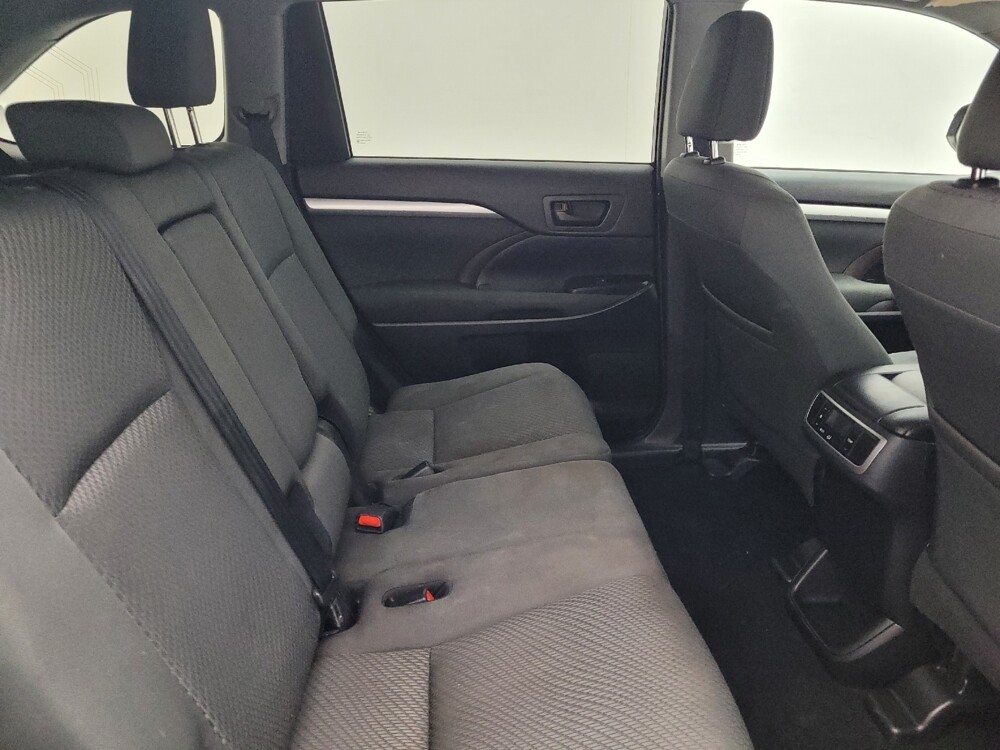 2019 Toyota Highlander in Columbia, SC 29210 - 18106796 19