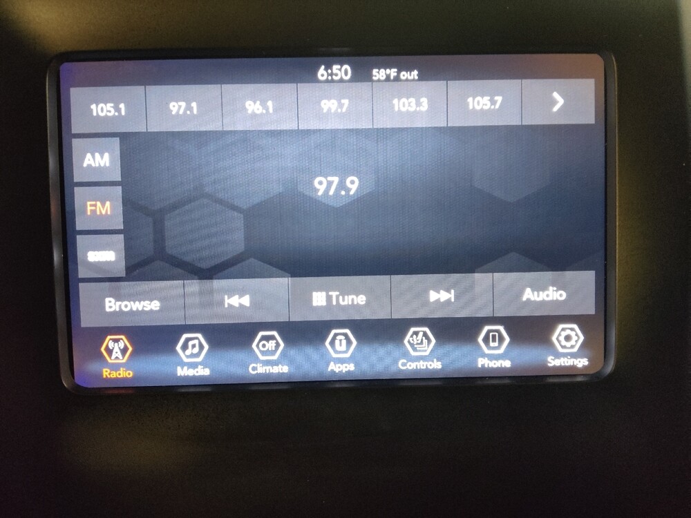 2019 Jeep Cherokee in Gastonia, NC 28056 - 18106803 25