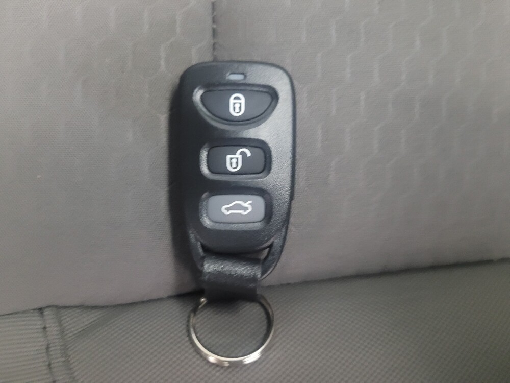 2020 Hyundai Elantra in Memphis, TN 38128 - 18106811 32