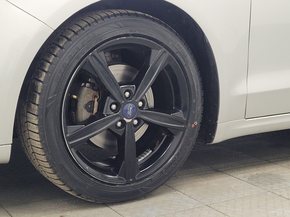 2016 Ford Fusion in Memphis, TN 38128 - 18106814 31