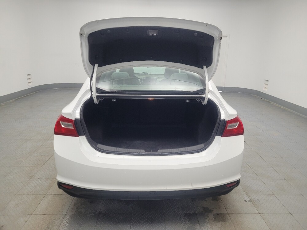 2020 Chevrolet Malibu in Memphis, TN 38128 - 18106823 29