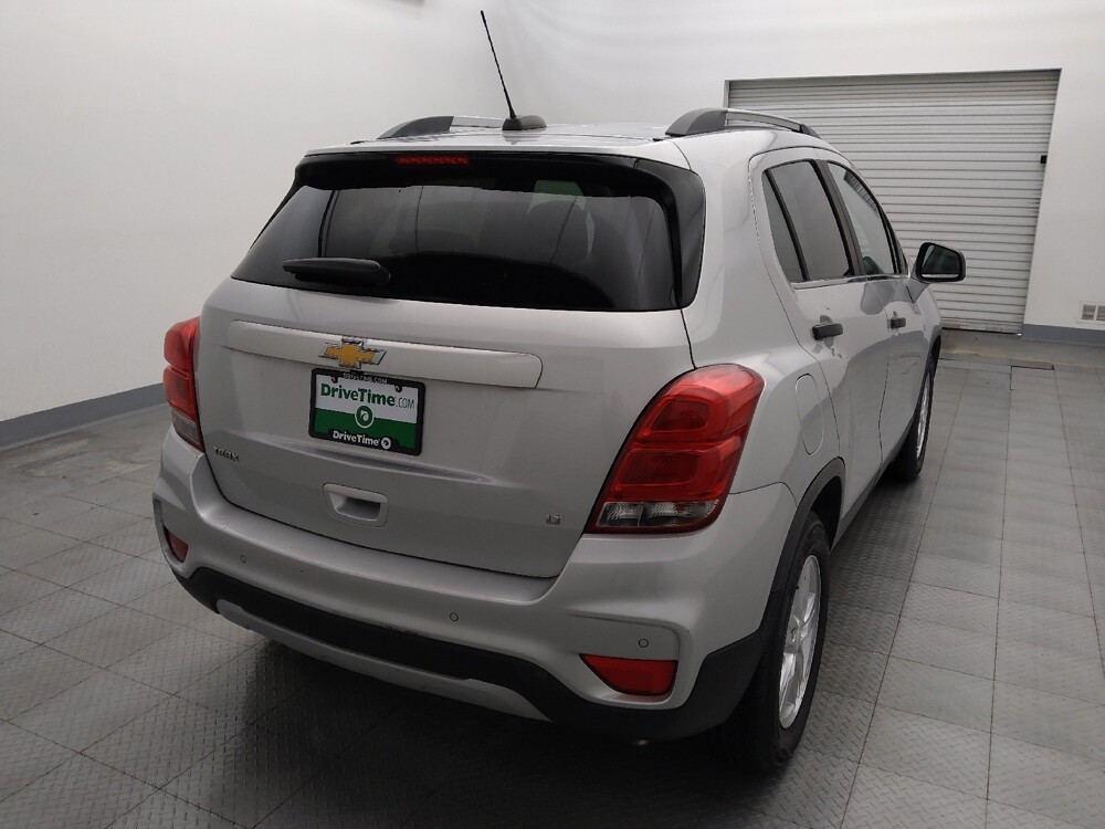 2017 Chevrolet Trax in Houston, TX 77074 - 18106831 7