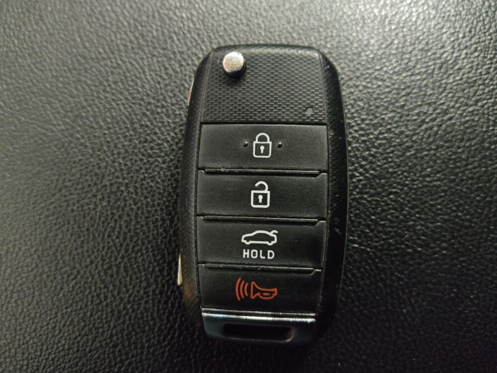 2020 Kia Optima in Houston, TX 77034 - 18106842 32