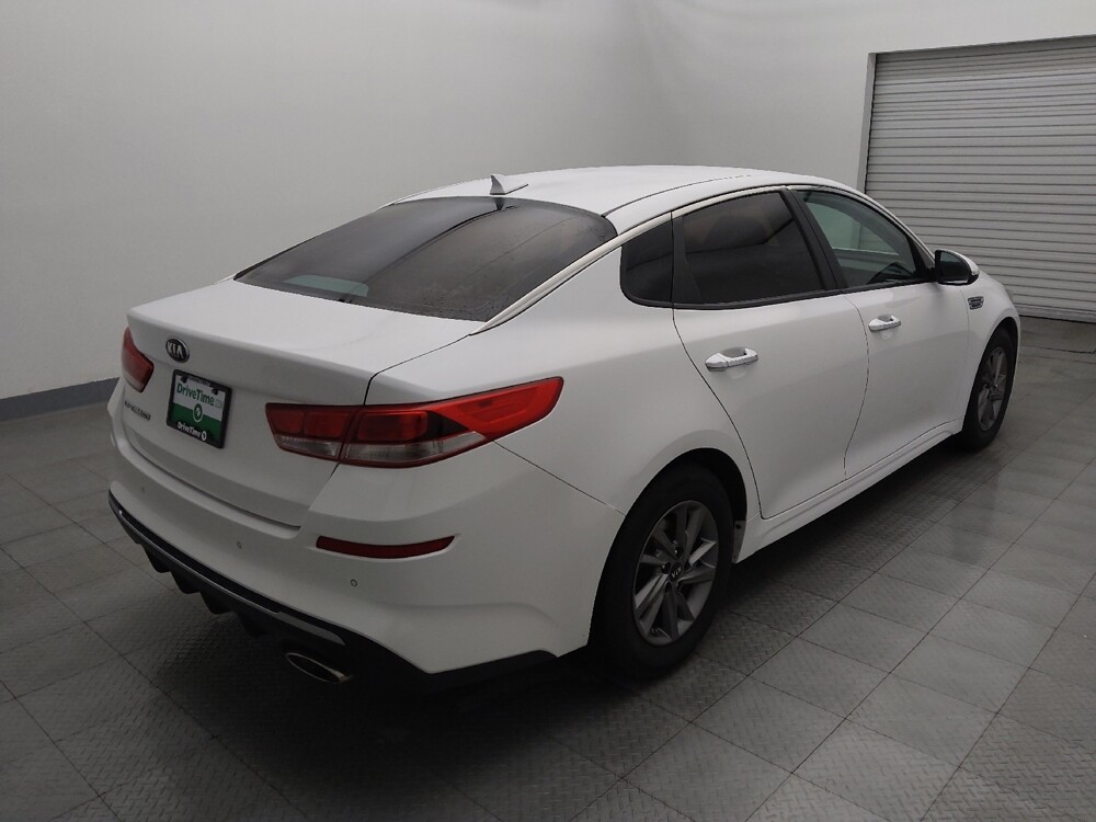 2020 Kia Optima in Houston, TX 77034 - 18106846 9