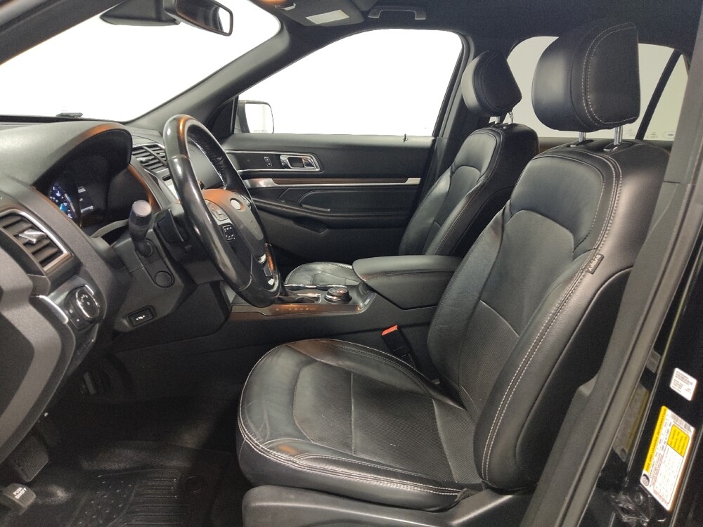 2017 Ford Explorer in Columbus, OH 43231 - 18106852 17