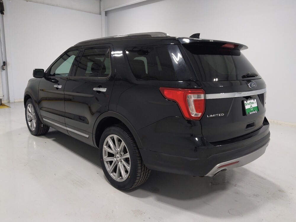 2017 Ford Explorer in Columbus, OH 43231 - 18106852 5