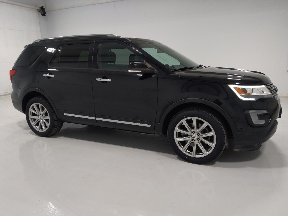 2017 Ford Explorer in Columbus, OH 43231 - 18106852 11