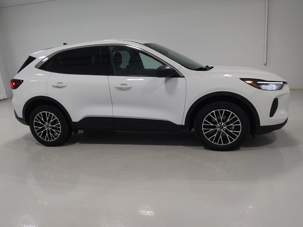 2023 Ford Escape in Columbus, OH 43231 - 18106857 11