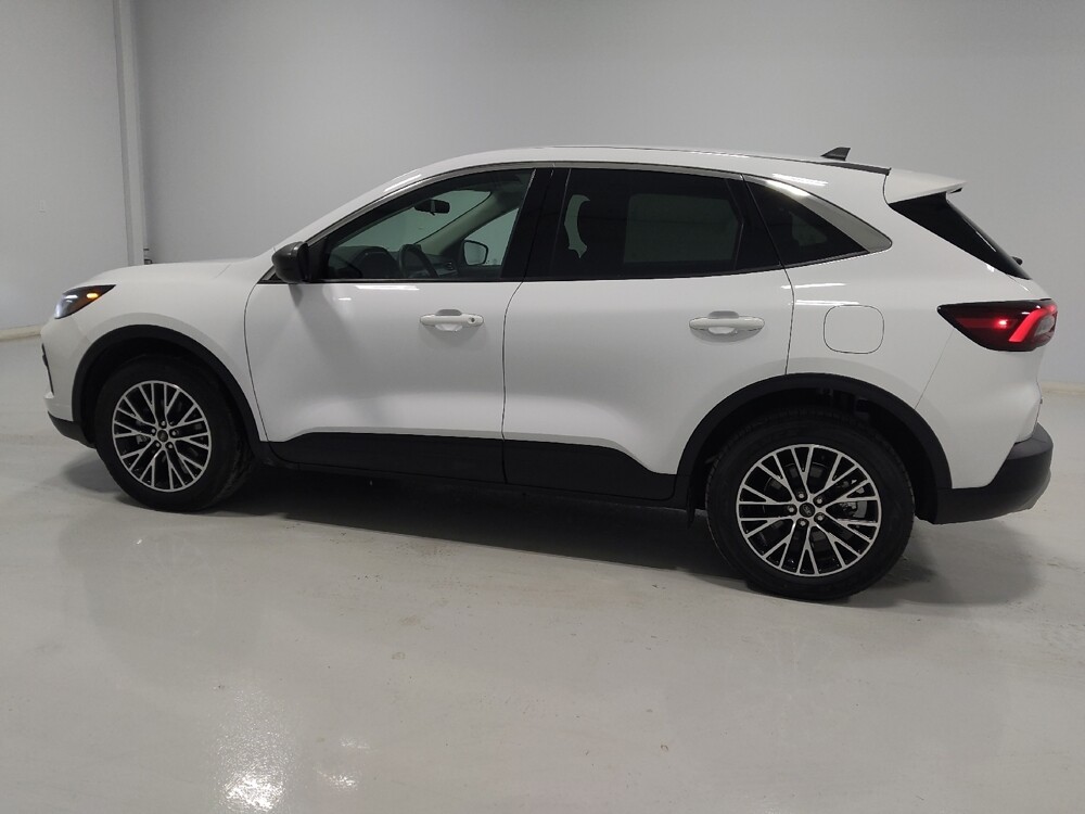 2023 Ford Escape in Columbus, OH 43231 - 18106857 3