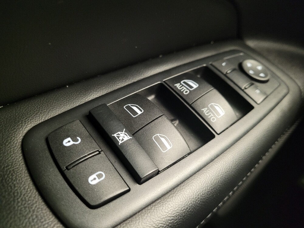 2016 Jeep Grand Cherokee in Fairfield, OH 45014 - 18106865 27