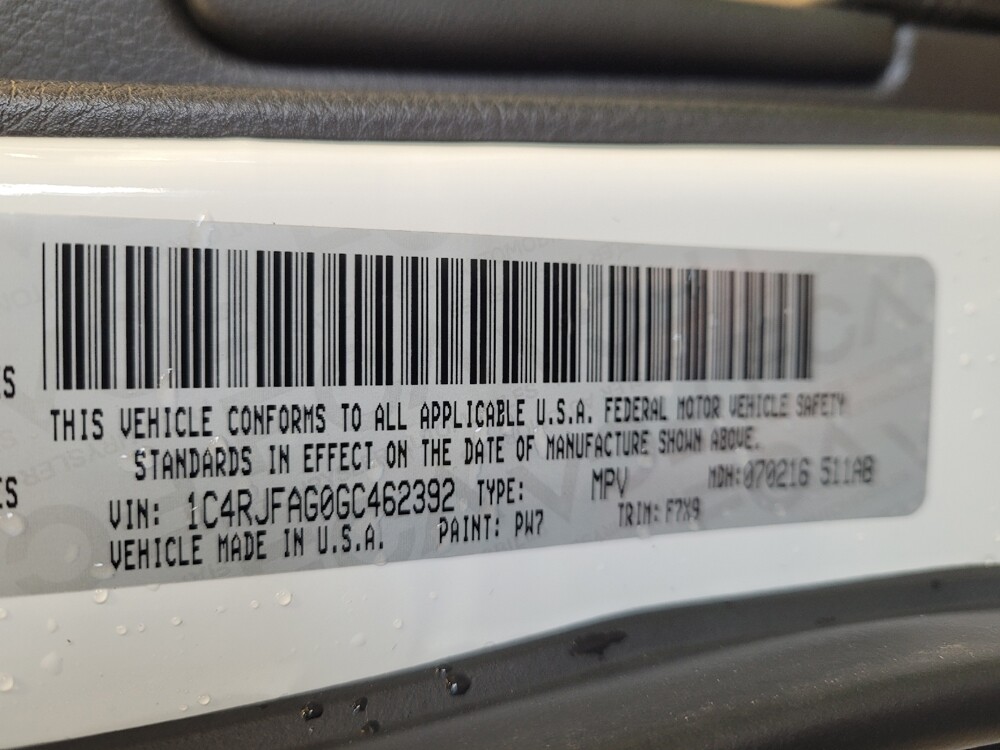 2016 Jeep Grand Cherokee in Fairfield, OH 45014 - 18106865 33