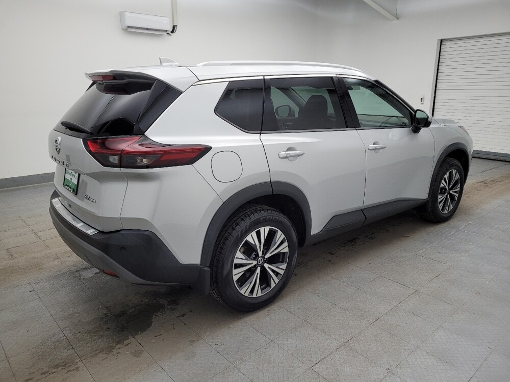2021 Nissan Rogue in Fairfield, OH 45014 - 18106868 10