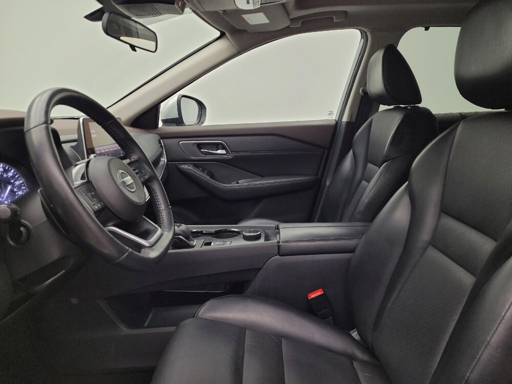 2021 Nissan Rogue in Fairfield, OH 45014 - 18106868 17