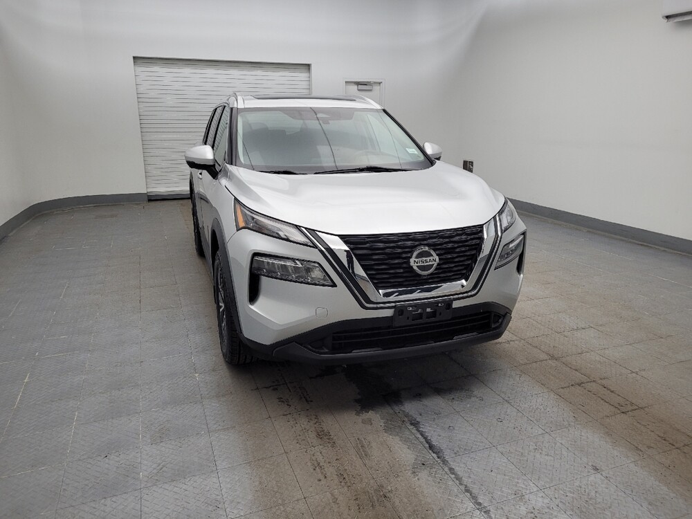 2021 Nissan Rogue in Fairfield, OH 45014 - 18106868 14