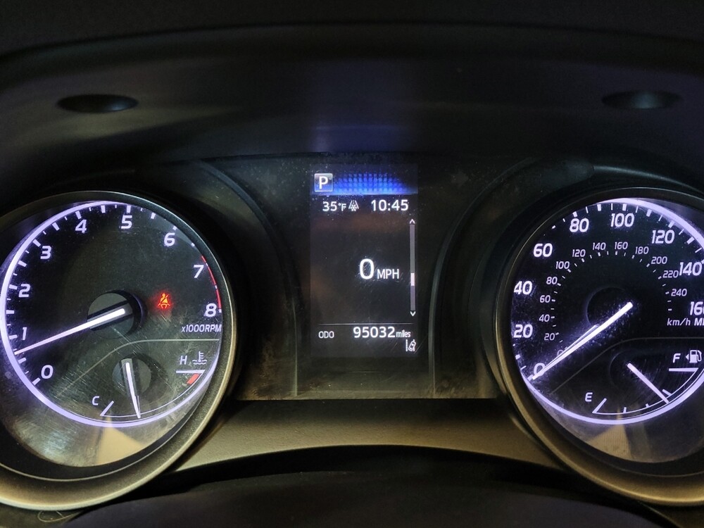 2021 Toyota Camry in Fairfield, OH 45014 - 18106870 23