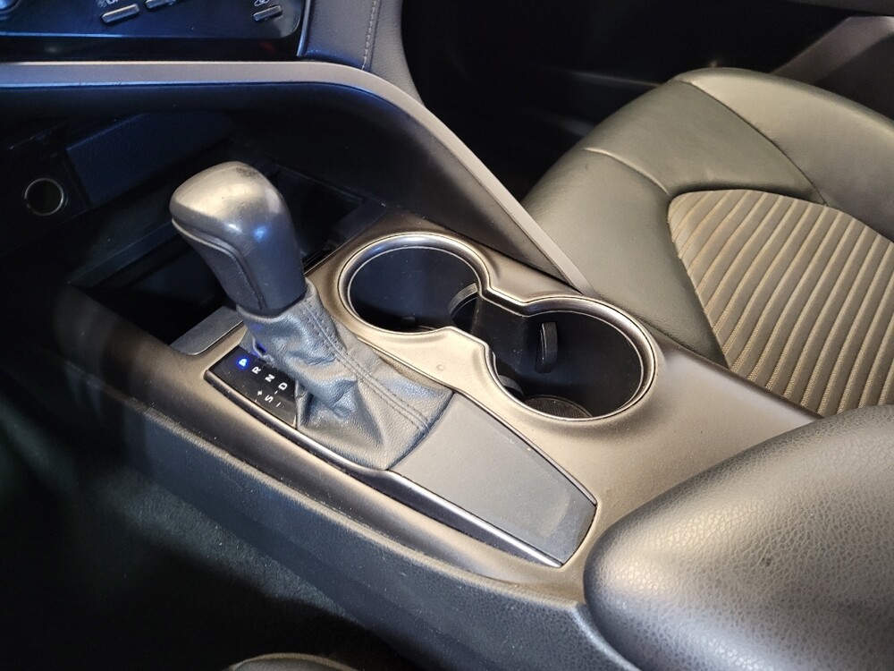 2021 Toyota Camry in Fairfield, OH 45014 - 18106870 26