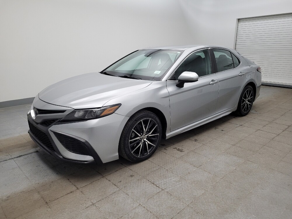 2021 Toyota Camry in Fairfield, OH 45014 - 18106870 2