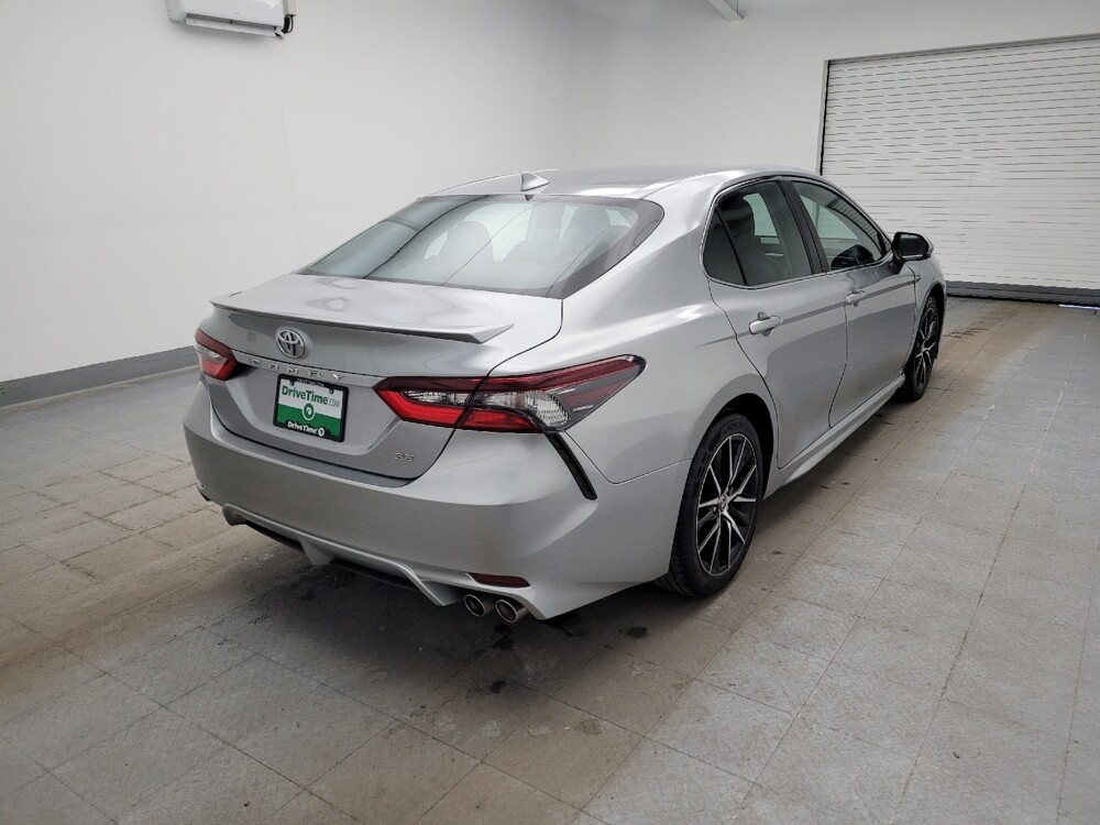 2021 Toyota Camry in Fairfield, OH 45014 - 18106870 9