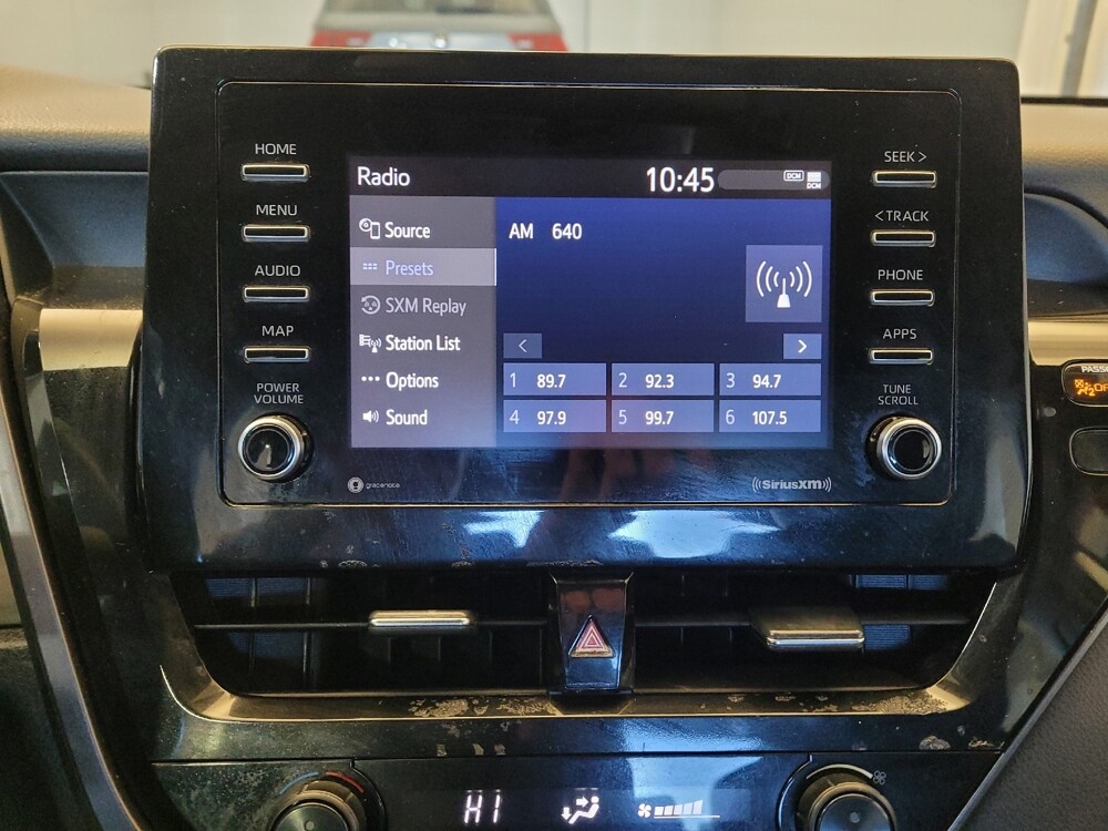 2021 Toyota Camry in Fairfield, OH 45014 - 18106870 25