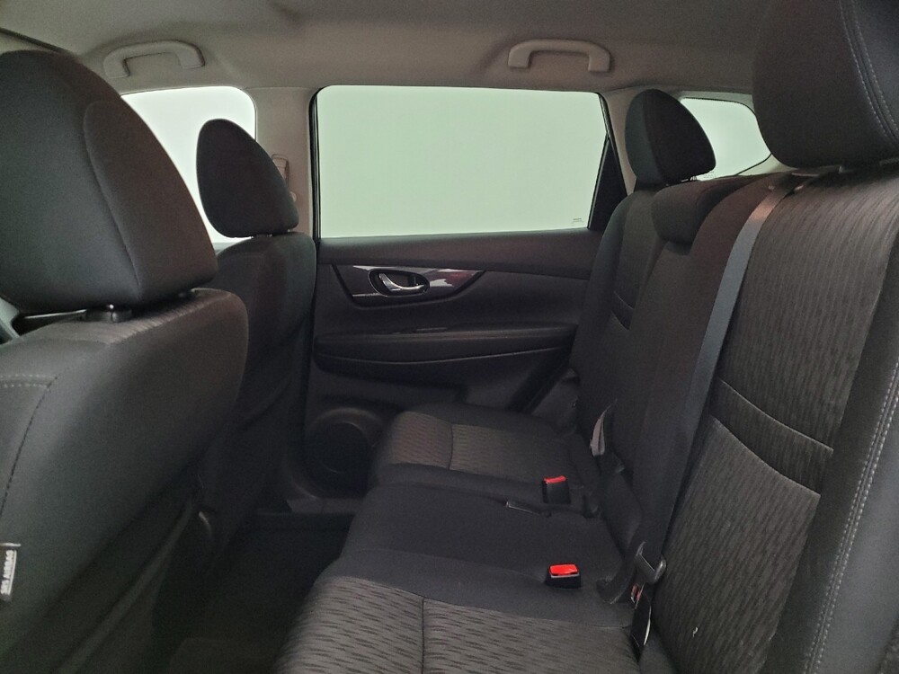 2018 Nissan Rogue in Columbus, OH 43228 - 18106871 18