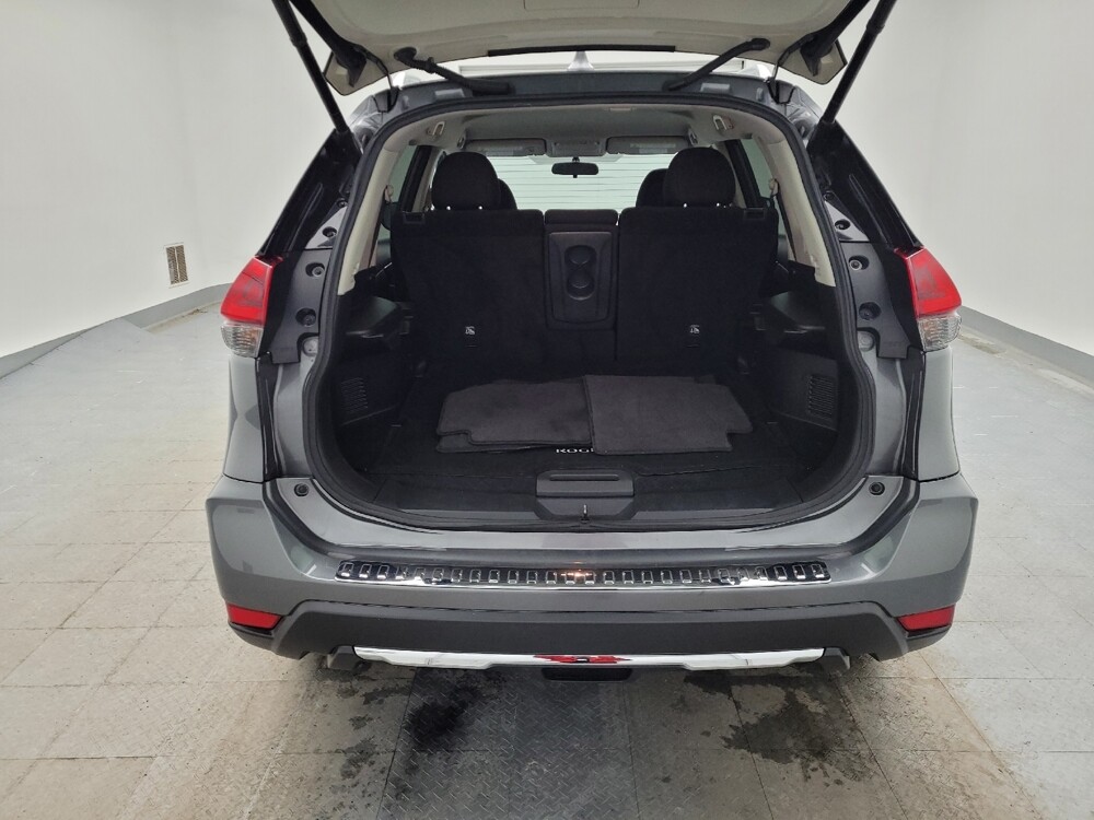 2018 Nissan Rogue in Columbus, OH 43228 - 18106871 29