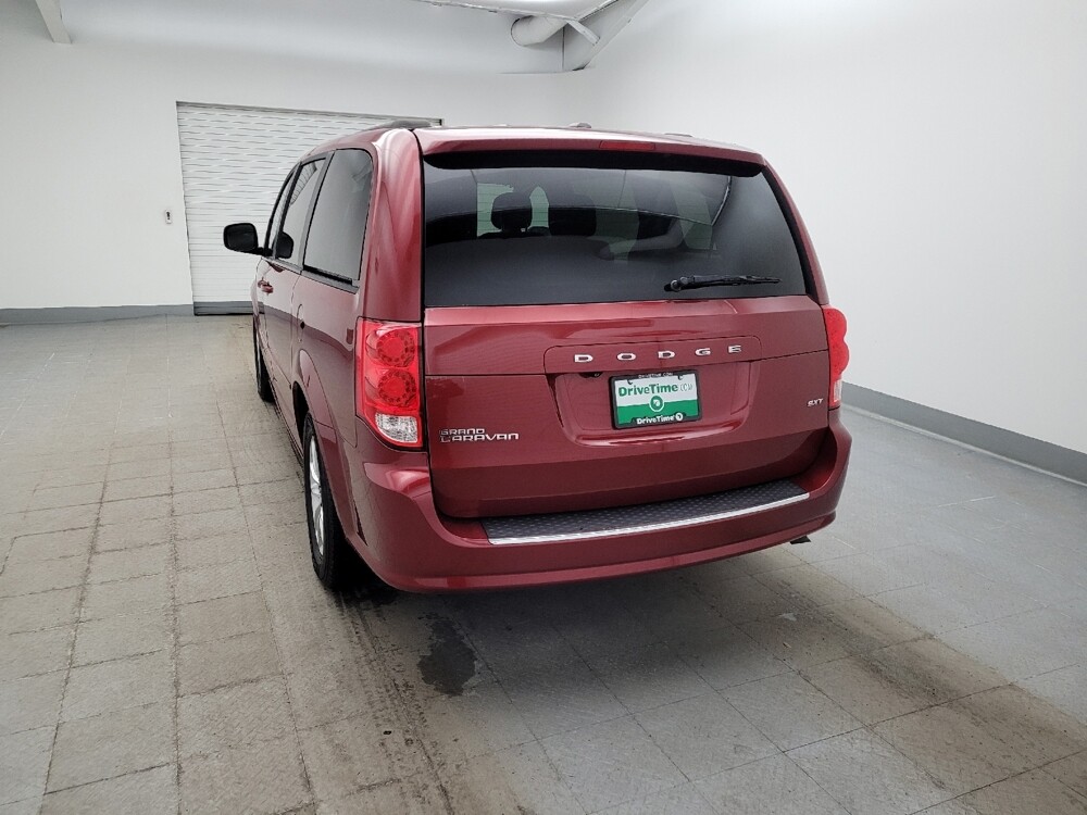 2015 Dodge Grand Caravan in Fairfield, OH 45014 - 18106873 6