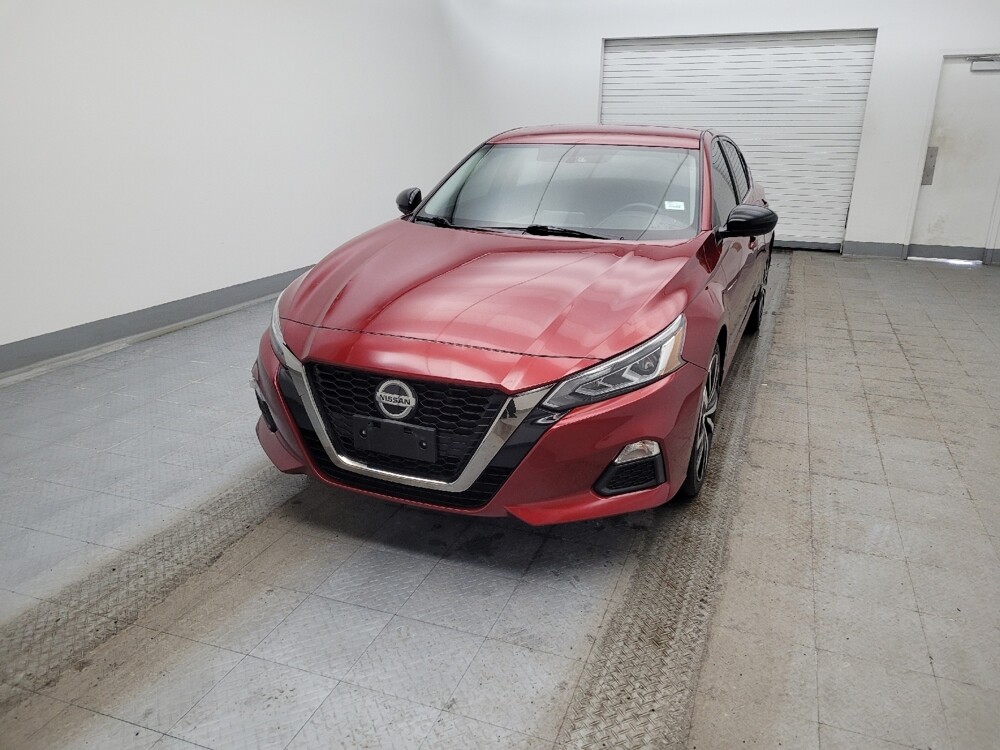 2019 Nissan Altima in Fairfield, OH 45014 - 18106875 15