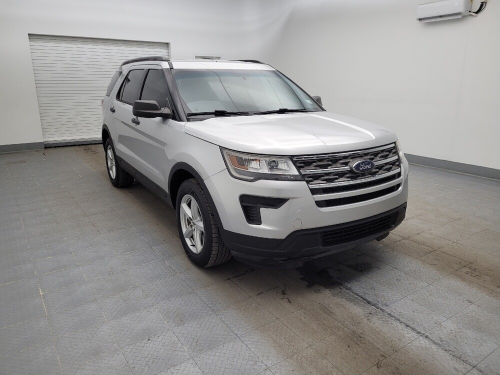 2018 Ford Explorer in Columbus, OH 43228 - 18106877 13