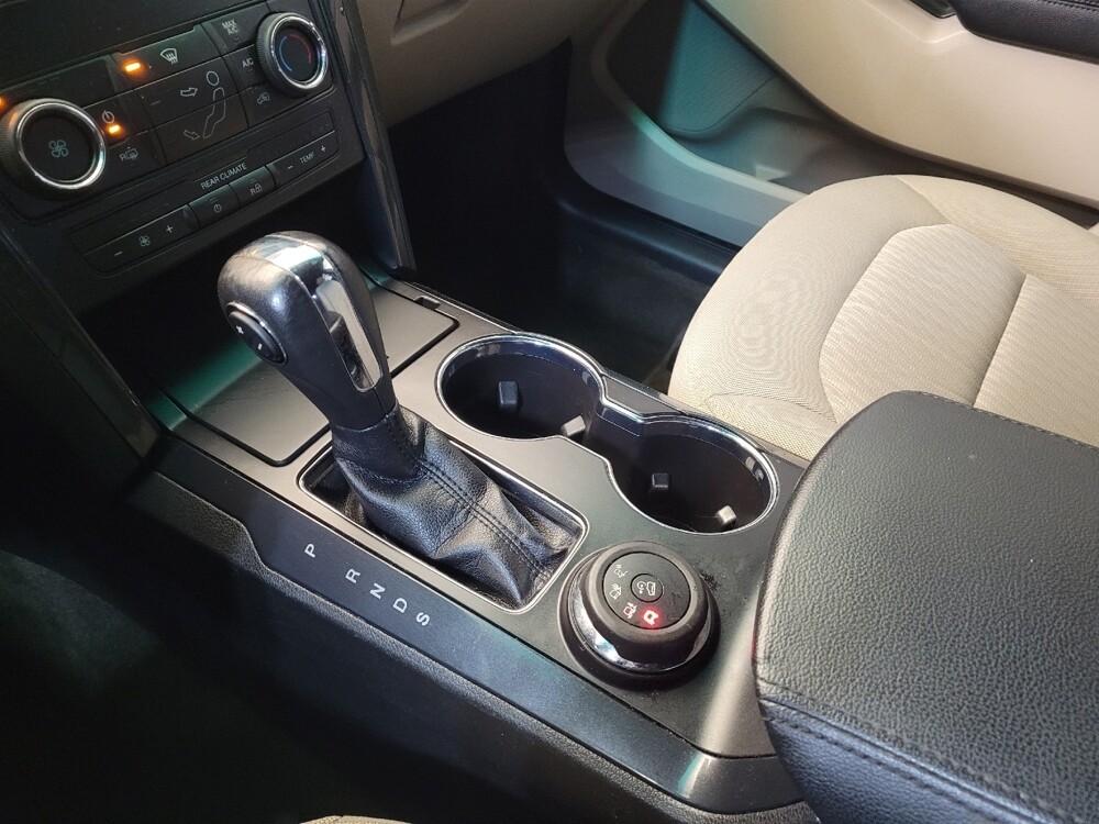 2018 Ford Explorer in Columbus, OH 43228 - 18106877 26