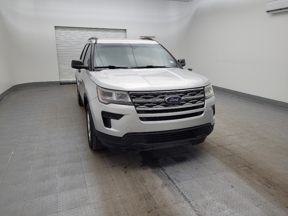 2018 Ford Explorer in Columbus, OH 43228 - 18106877 14