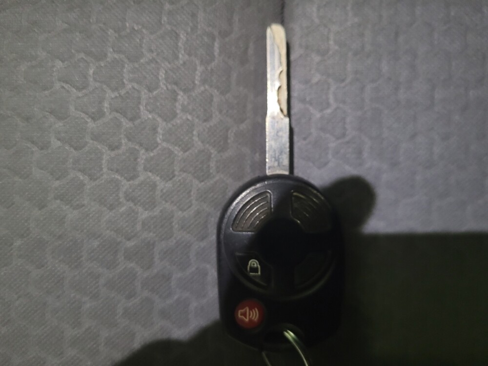 2018 Ford Escape in Newport News, VA 23601 - 18106884 32