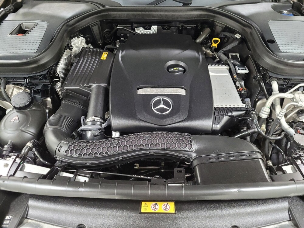 2019 Mercedes-Benz GLC 300 in Pittsburgh, PA 15236 - 18106887 30